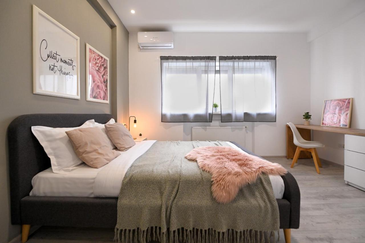 Splendid 2Br Apartment With Breathtaking Views Of Casa Poporului Bukarest Eksteriør billede