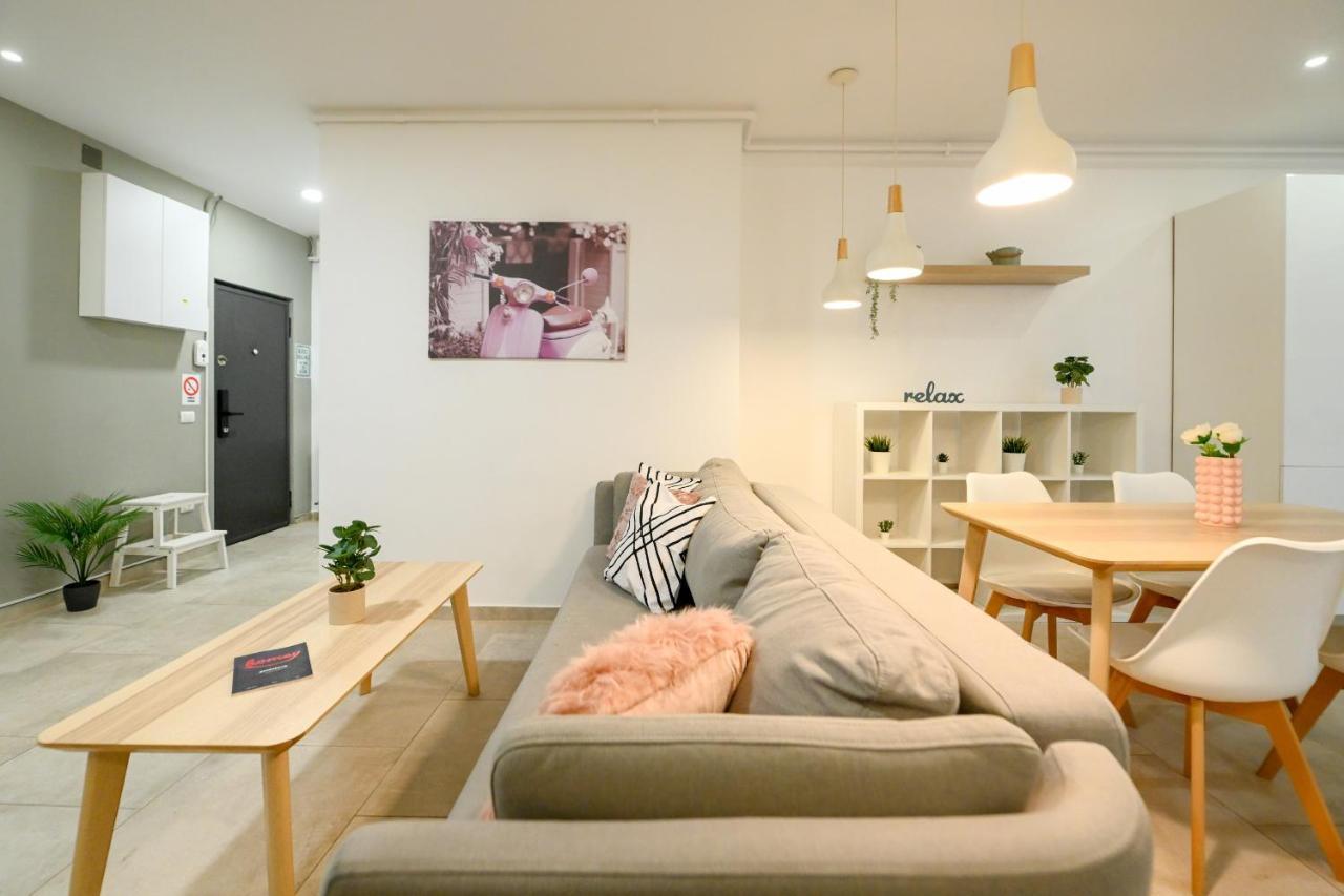 Splendid 2Br Apartment With Breathtaking Views Of Casa Poporului Bukarest Eksteriør billede