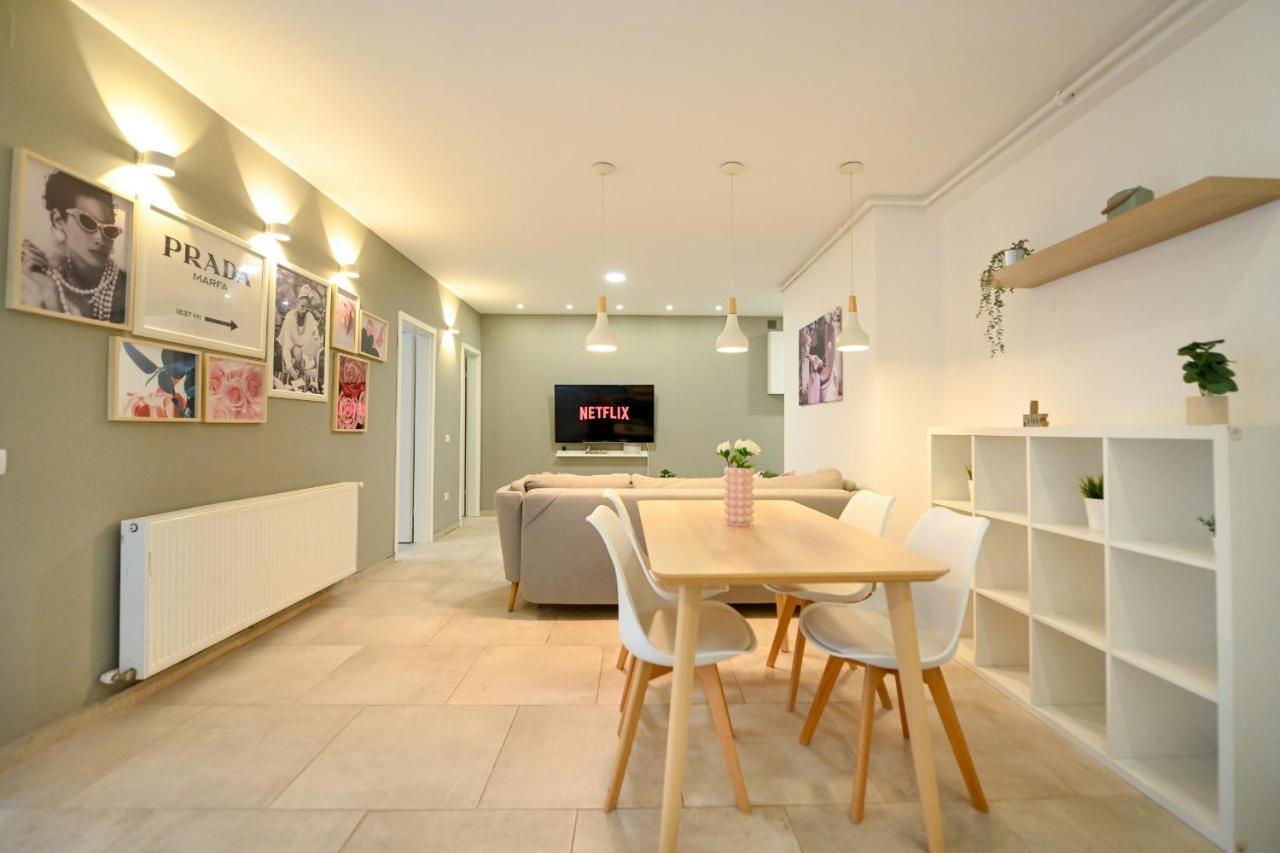 Splendid 2Br Apartment With Breathtaking Views Of Casa Poporului Bukarest Eksteriør billede