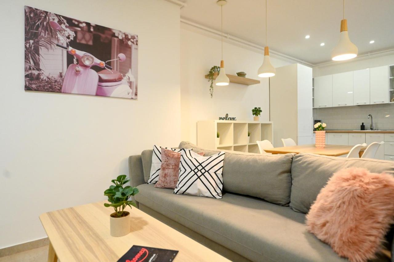 Splendid 2Br Apartment With Breathtaking Views Of Casa Poporului Bukarest Eksteriør billede